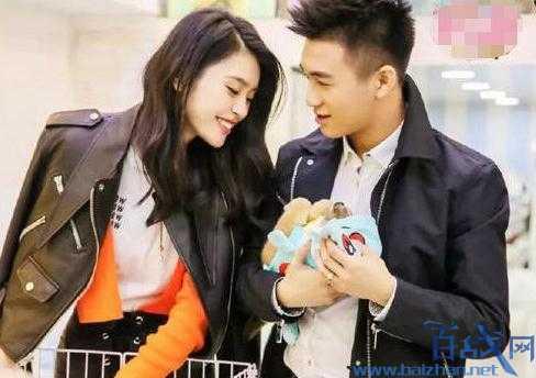 娱乐吃瓜求婚,甜蜜瞬间引网友热议